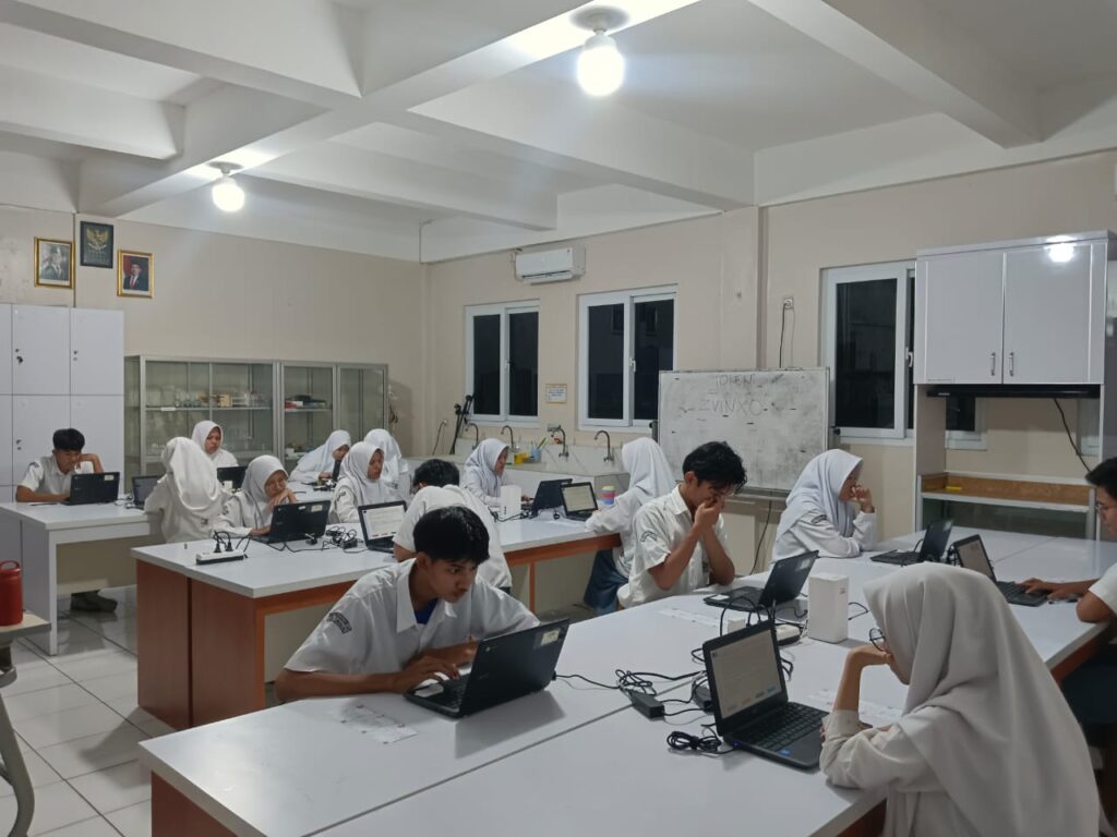 ANBK di SMAIT Tunas Harapan Ilahi 2025 : Mengukur Kemampuan, Menguatkan Nilai